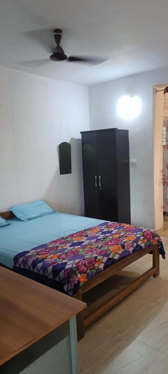 Hare Krishna Hotel Arambol Ngoại thất bức ảnh