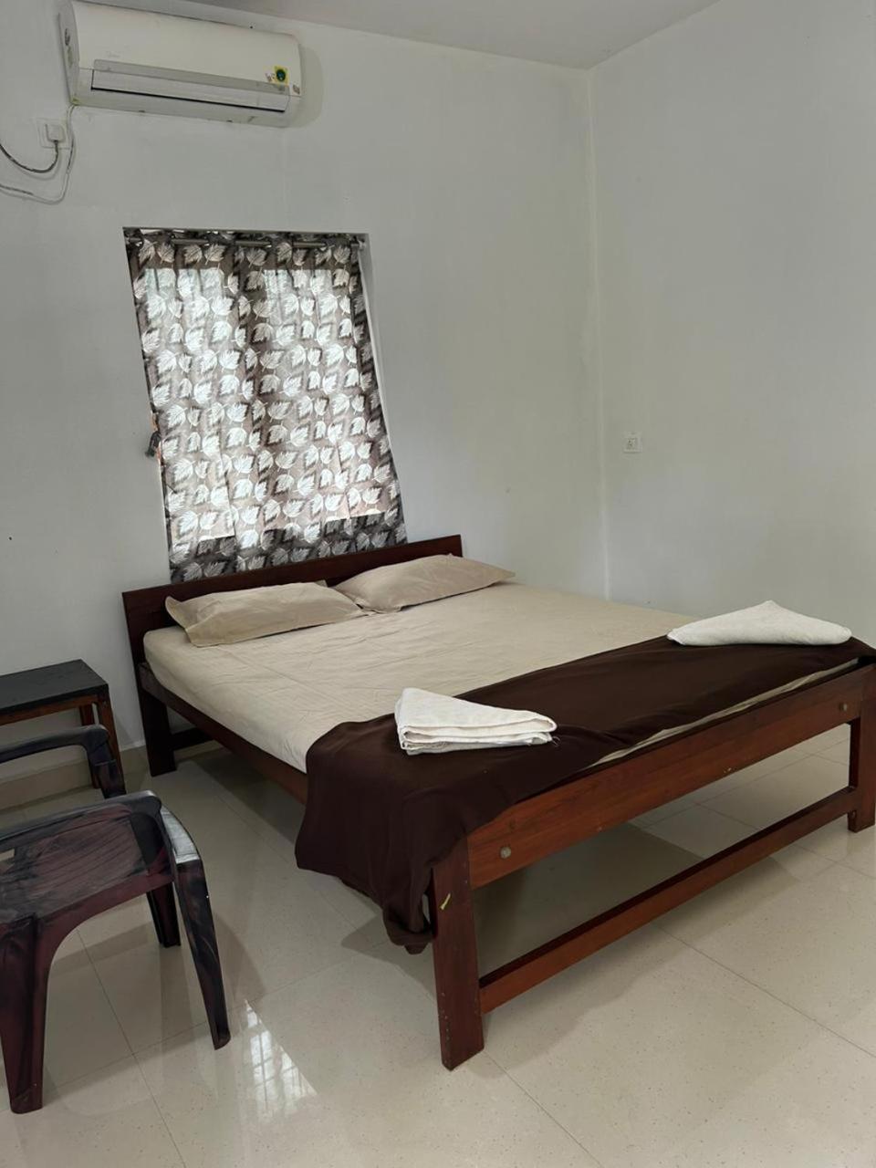 Hare Krishna Hotel Arambol Ngoại thất bức ảnh