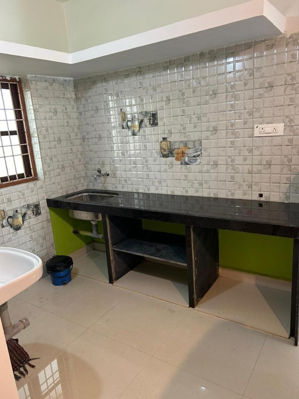 Hare Krishna Hotel Arambol Ngoại thất bức ảnh
